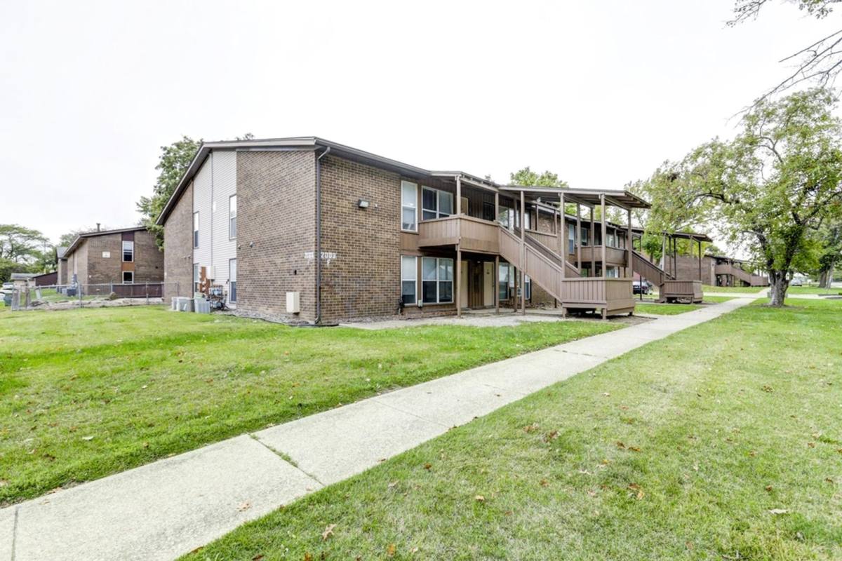 Apartment for rent at 2000 N Mattis Ave, Champaign, IL 61821
