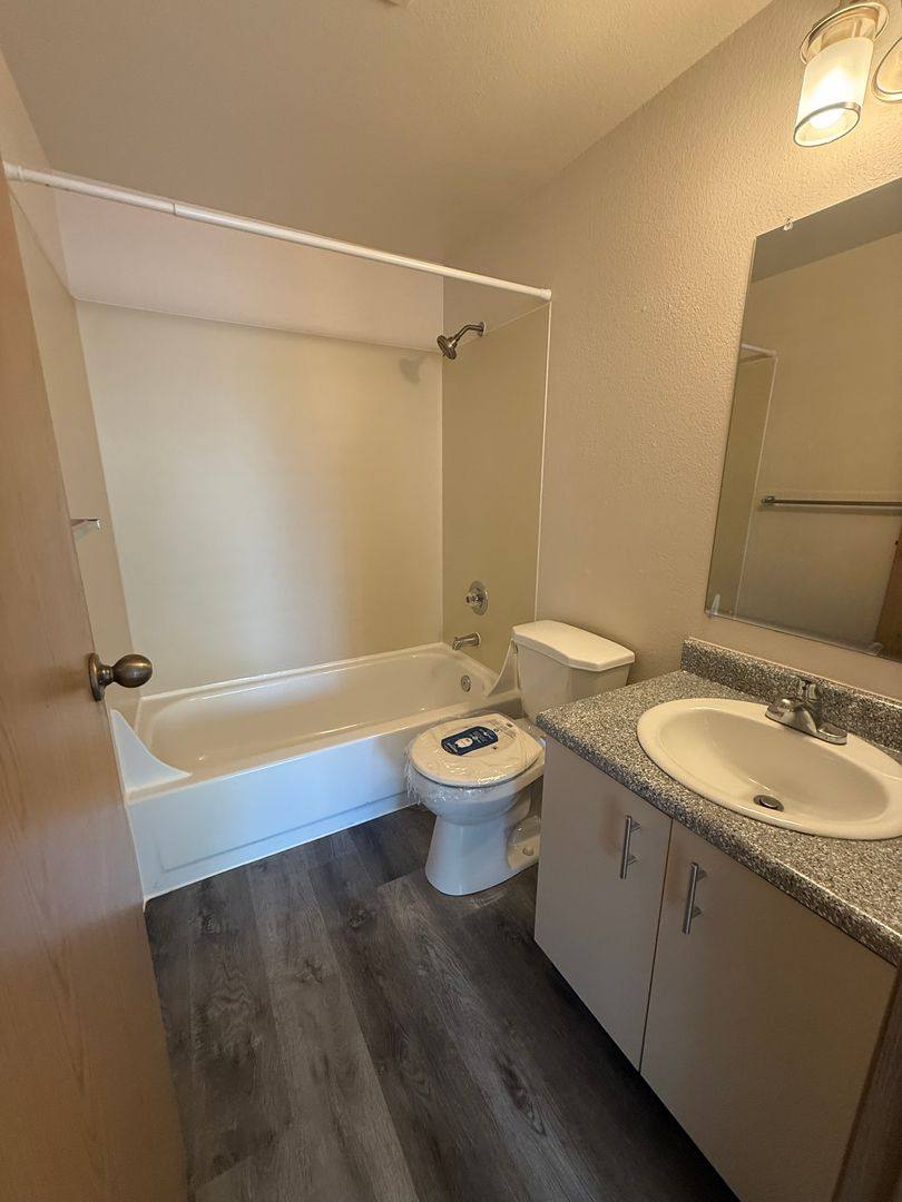 Apartment for rent at 6700 Roosevelt Way NE, Seattle, WA 98115