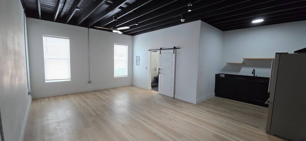 Apartment for rent at 106 S 3rd St, Leesburg, FL 34748