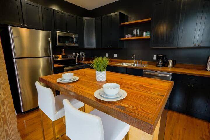 Apartment for rent at 709 Jackson #202, New Orleans, LA 70130