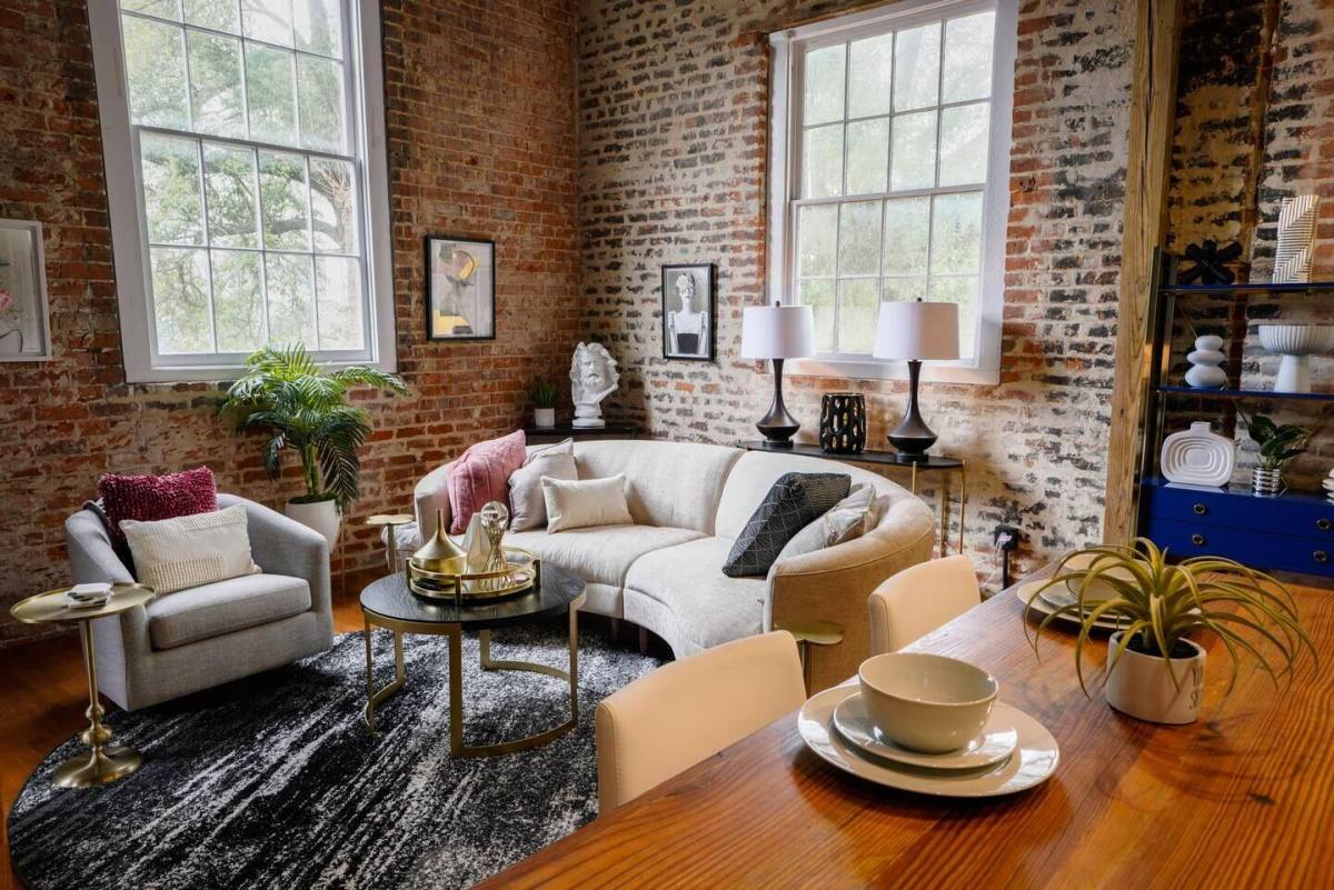 Apartment for rent at 709 Jackson #203, New Orleans, LA 70130