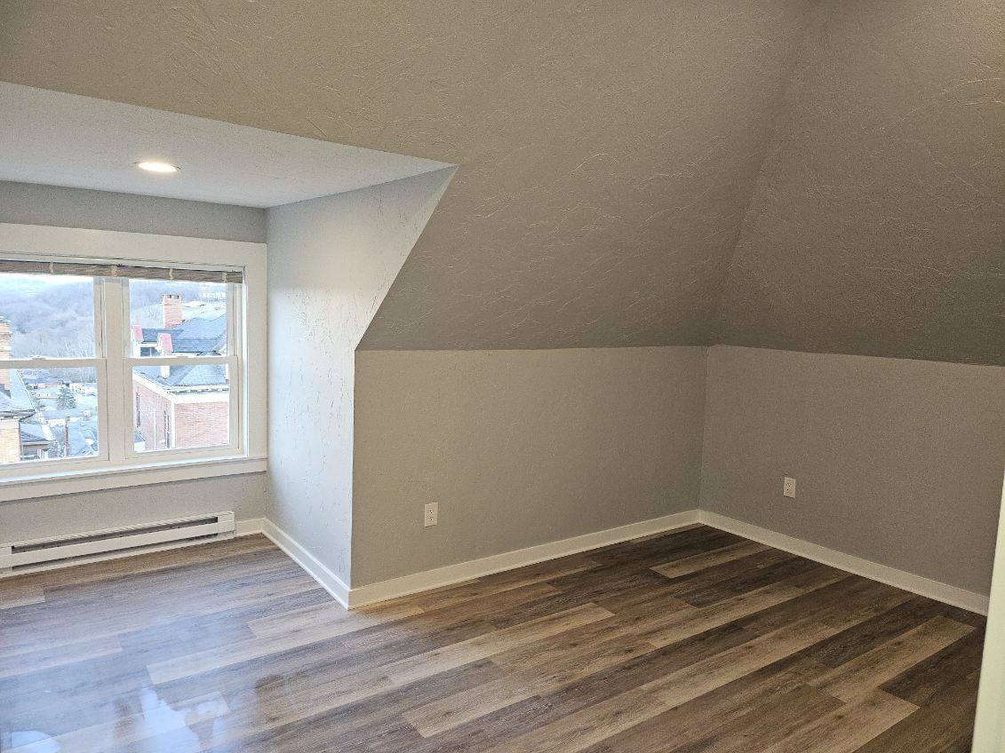 Apartment for rent at 40 Park St #3, Greensburg, PA 15601