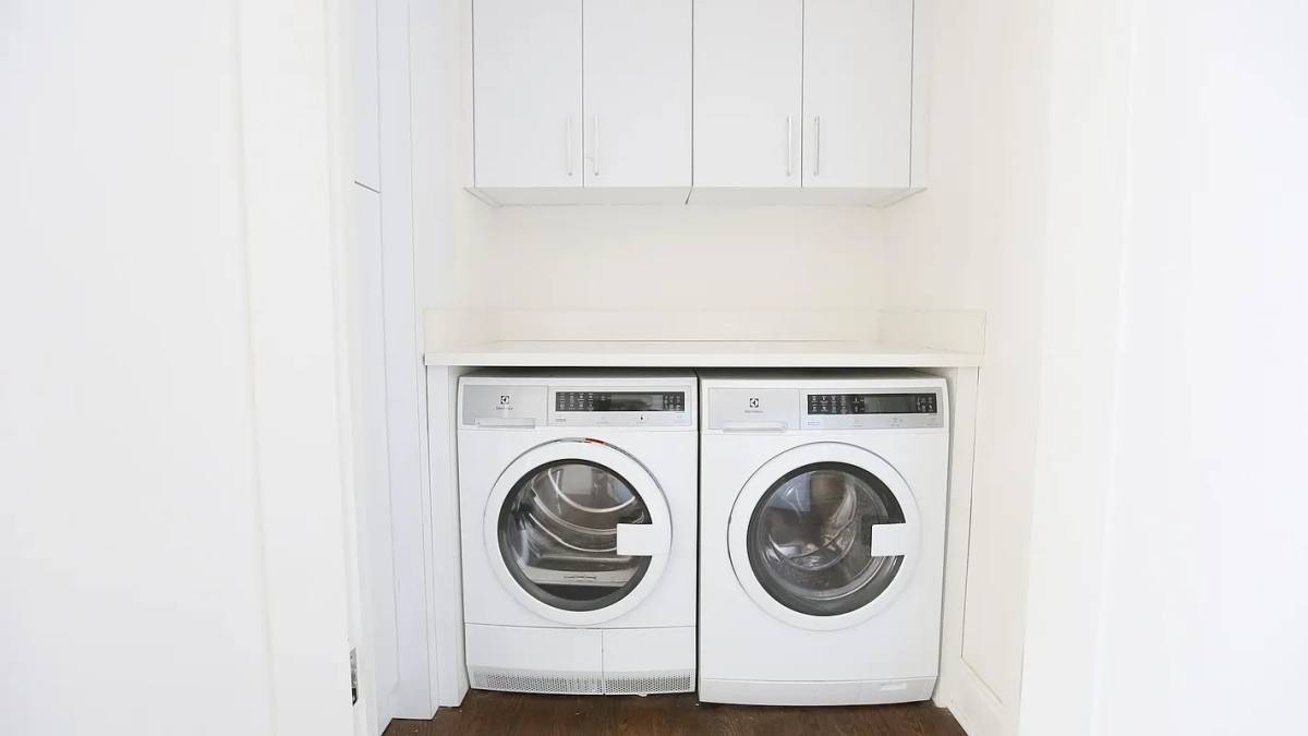 Apartment for rent at 145 E 16th St #2KL, New York, NY 10003