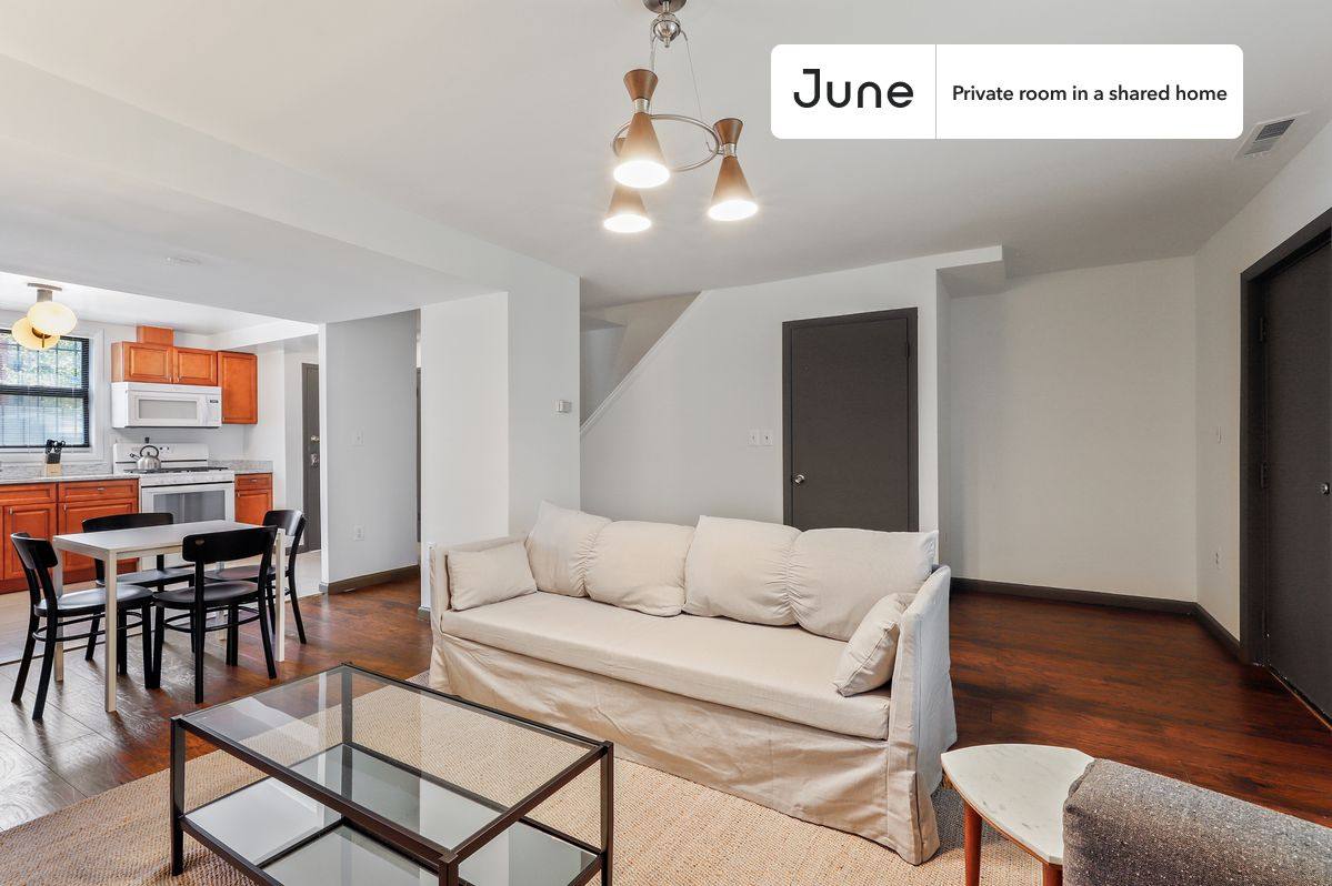 Apartment for rent at 1107 1 2 M St NW, Washington, DC 20005