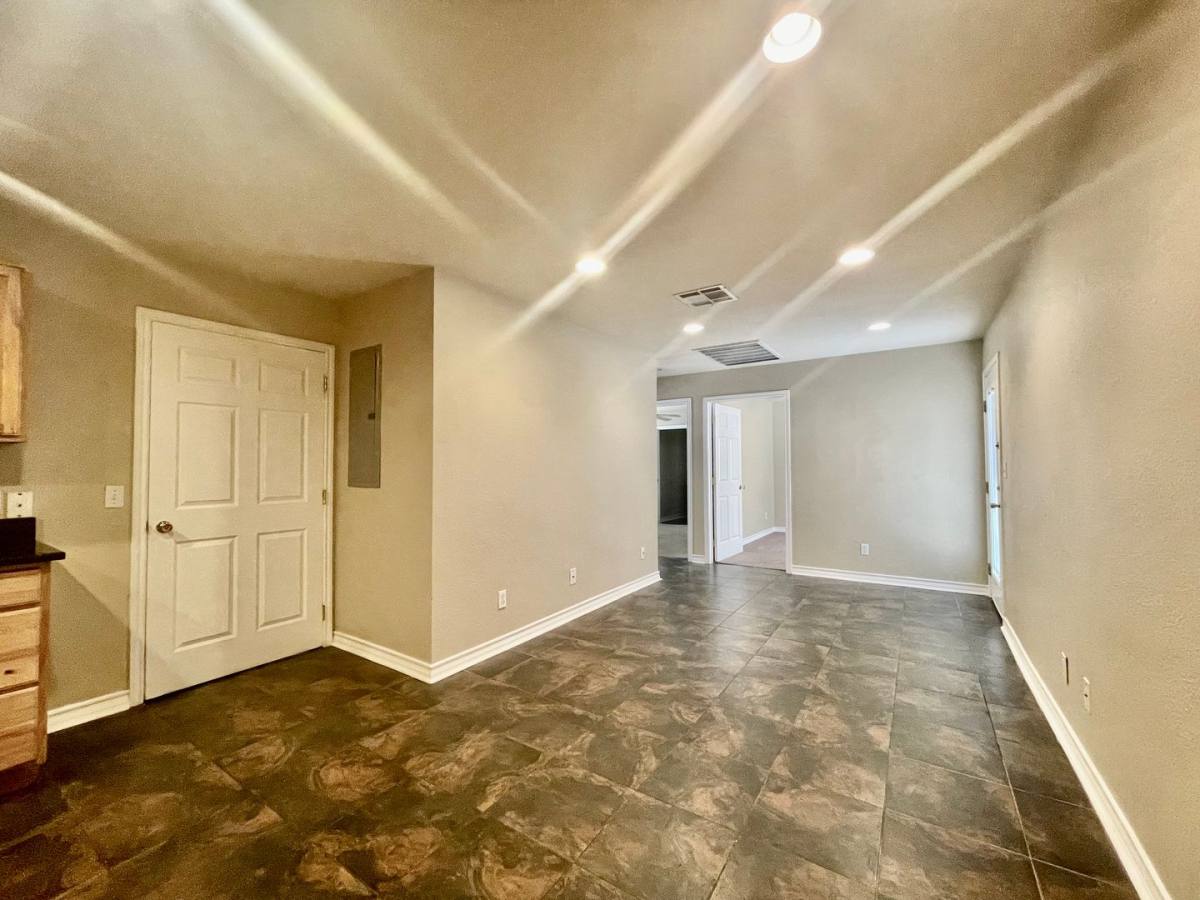 Townhouse for rent at 525 W Hutchison - A, San Marcos, TX 78666