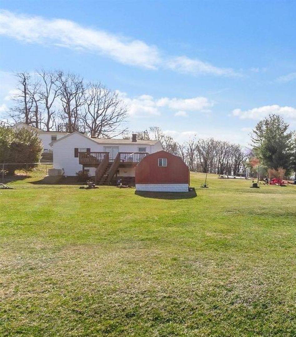 House for rent at 723 Lee St, Blacksburg, VA 24060