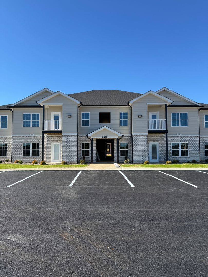 Apartment for rent at 5276 Baker Springs St, Bowling Green, KY 42101