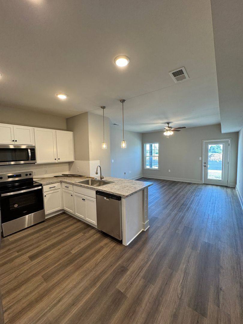 Apartment for rent at 5276 Baker Springs St, Bowling Green, KY 42101