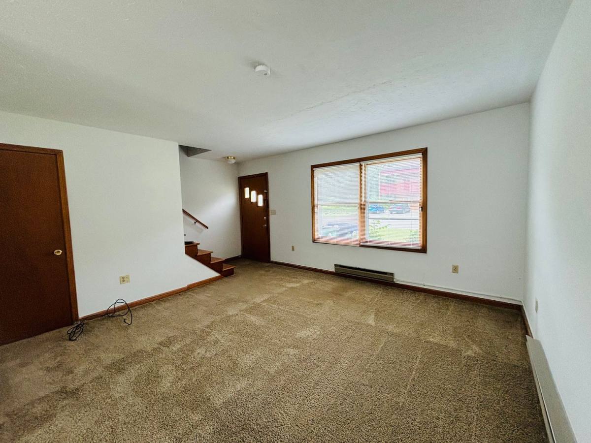 Townhouse for rent at 106 Lucas Dr, Blacksburg, VA 24060