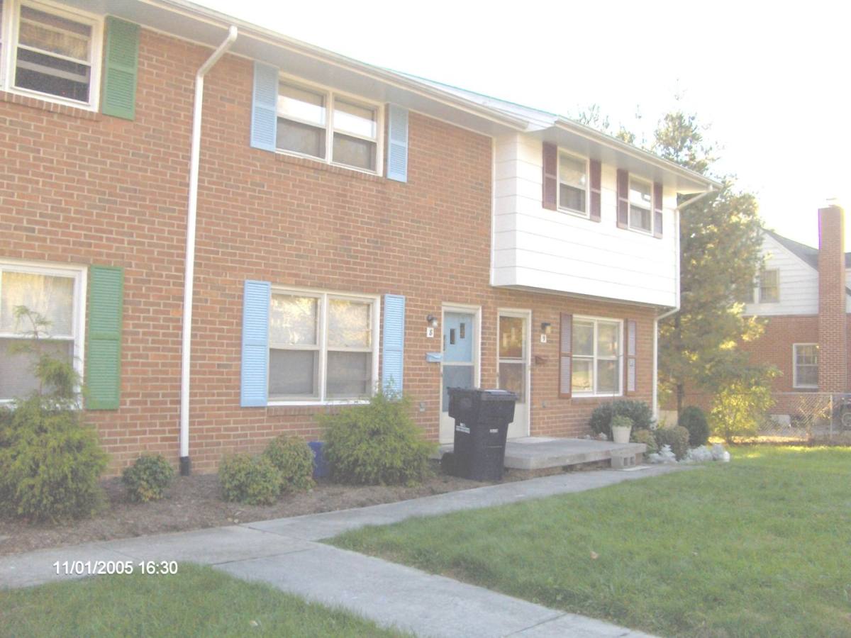 Townhouse for rent at 106 Lucas Dr, Blacksburg, VA 24060