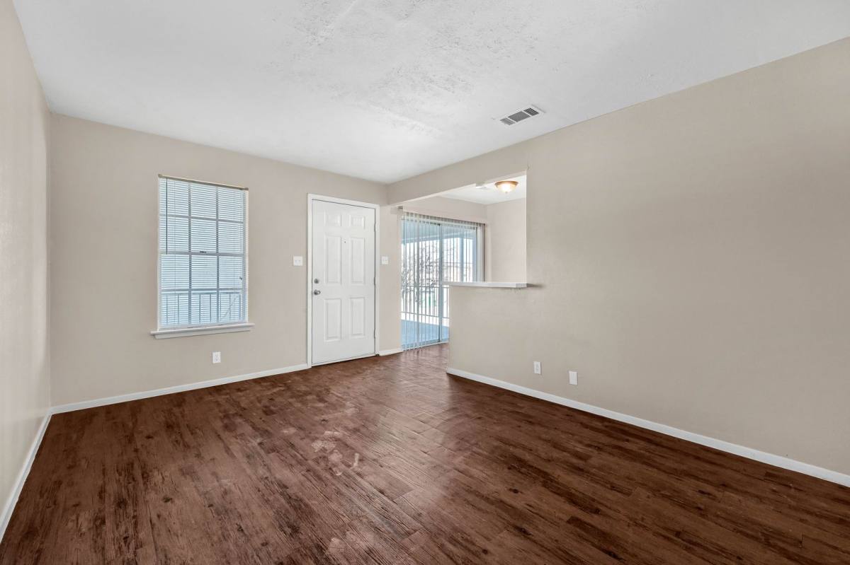 Townhouse for rent at 221 Archer Circle, Sherman, TX 75092