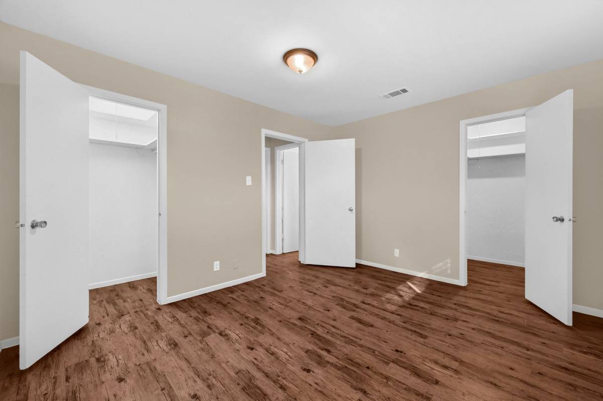 Townhouse for rent at 221 Archer Circle, Sherman, TX 75092