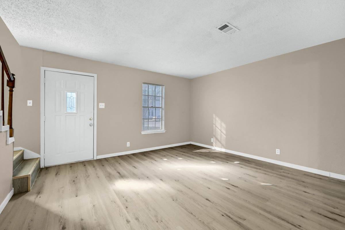 Townhouse for rent at 221 Archer Circle, Sherman, TX 75092