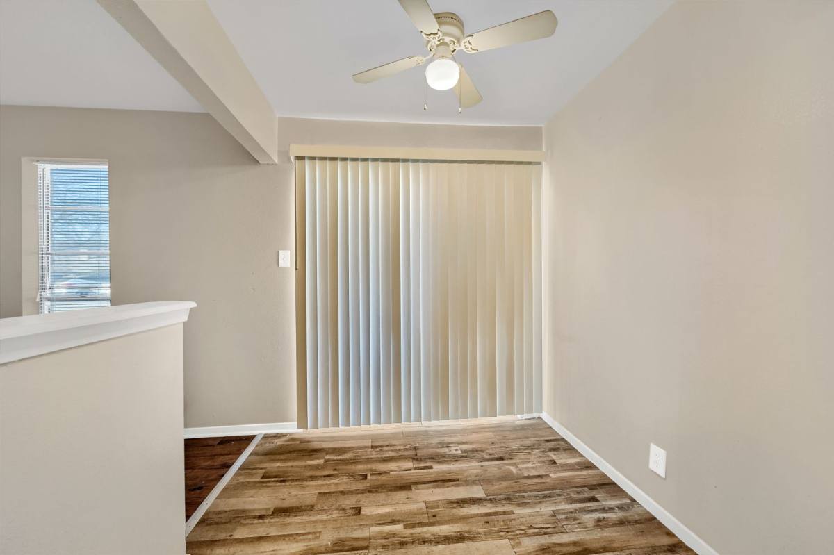 Apartment for rent at 1920 W Shields Dr, Sherman, TX 75092