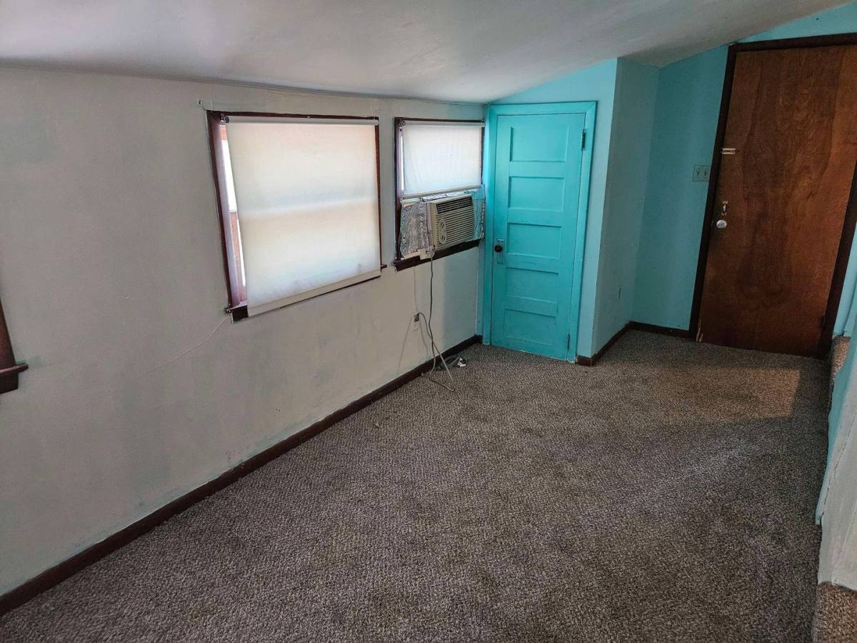 Apartment for rent at 109 E Stewart Rd, Columbia, MO 65203