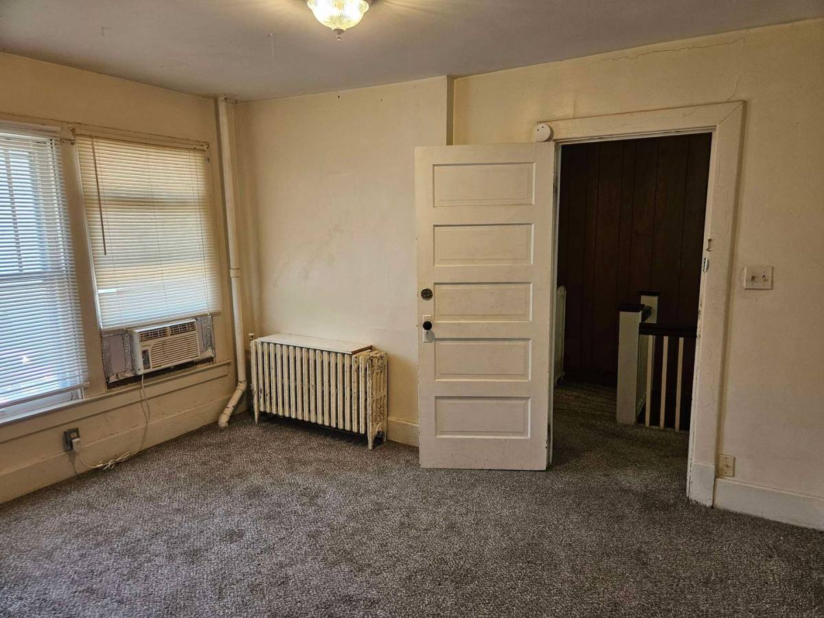Apartment for rent at 109 E Stewart Rd, Columbia, MO 65203