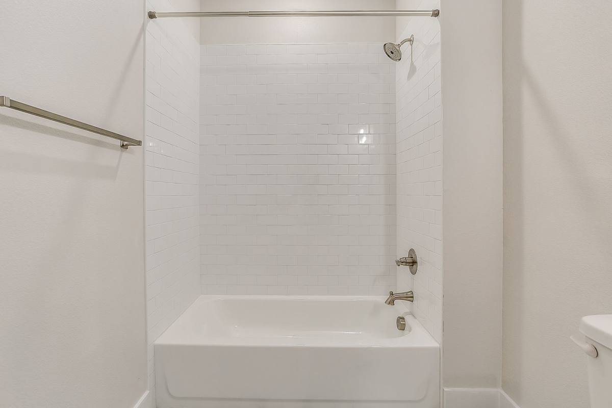 Apartment for rent at 2718 Forest Park Blvd, Fort Worth, TX 76110