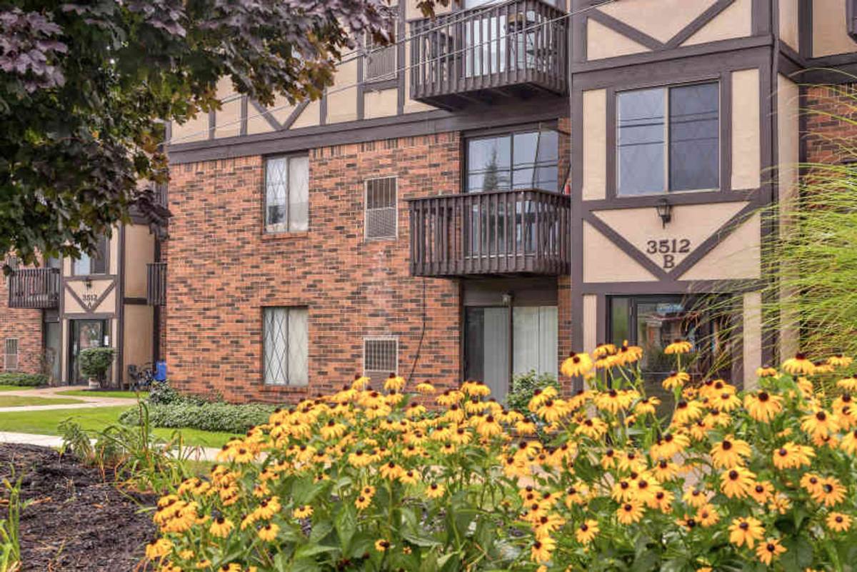 Apartment for rent at 3512 Grange Hall Rd, Holly, MI 48442