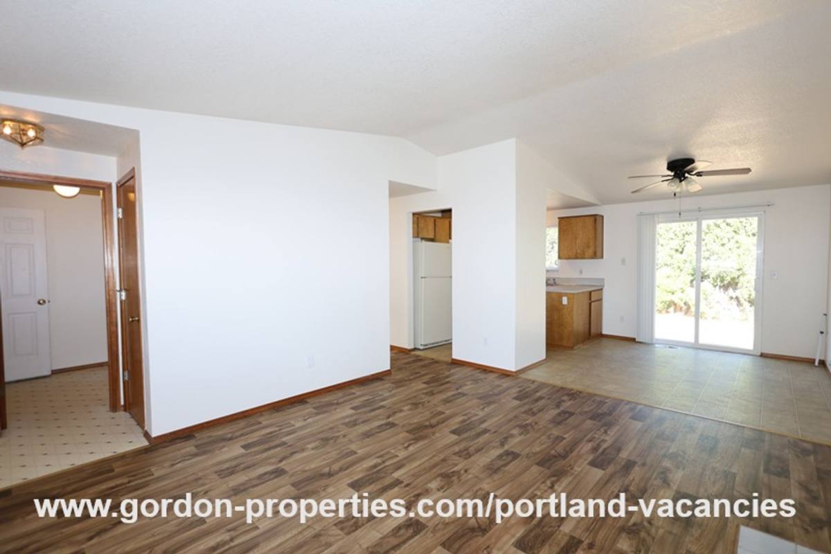 House for rent at 9641 SE Schiller St, Portland, OR 97266