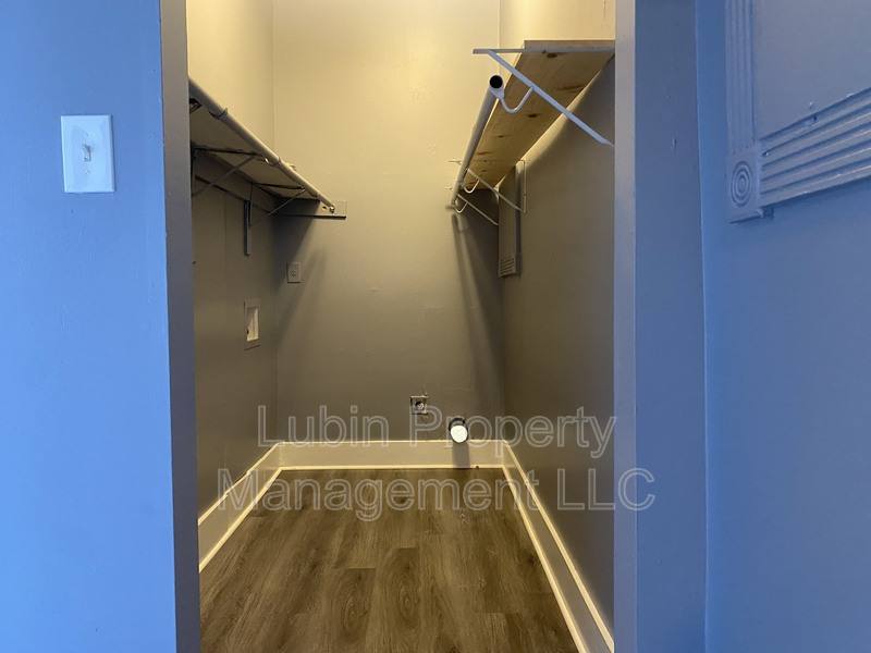 Apartment for rent at 319 Lema Place, Memphis, TN 38105