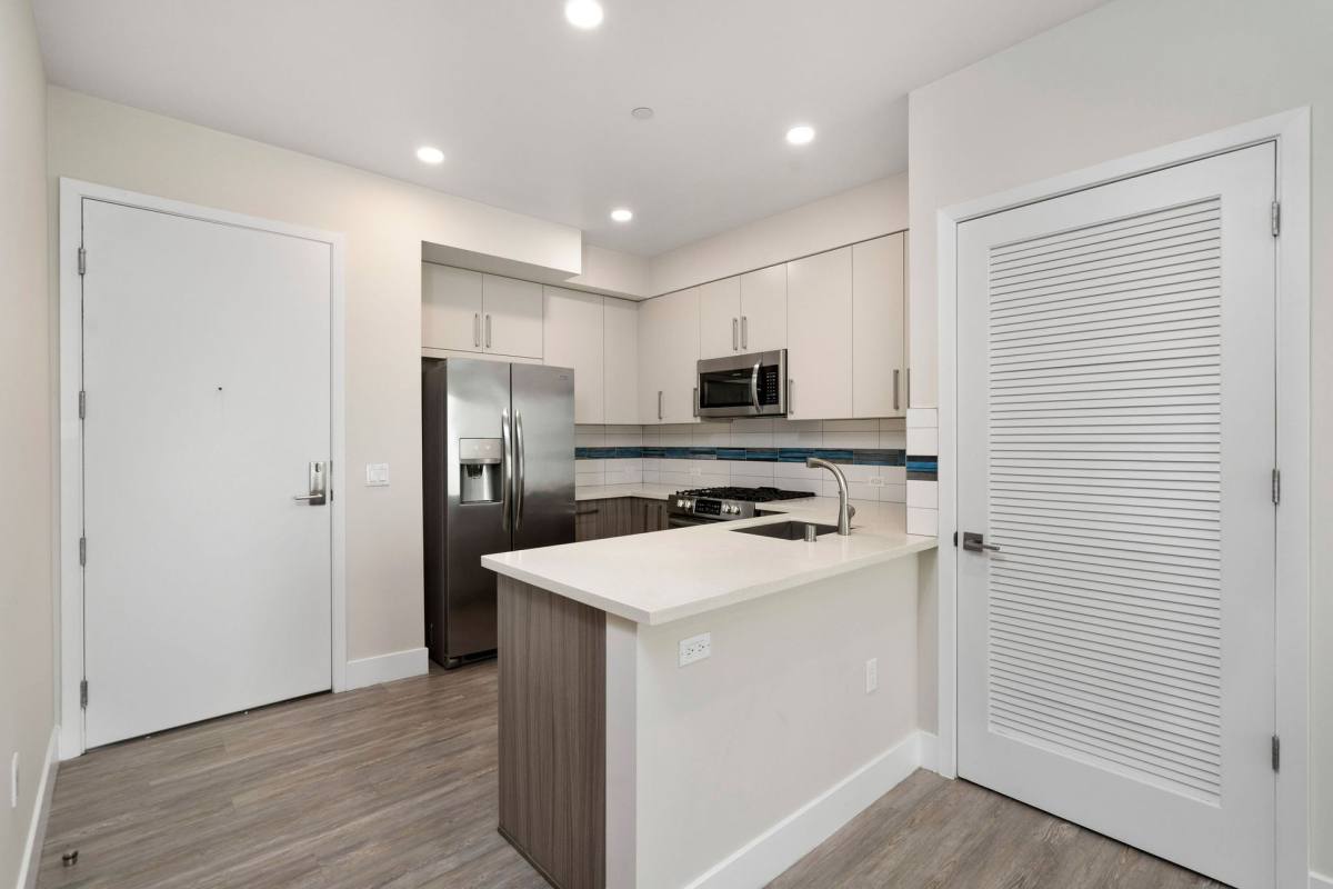 Apartment for rent at 5550 Bonner Ave, North Hollywood, CA 91601