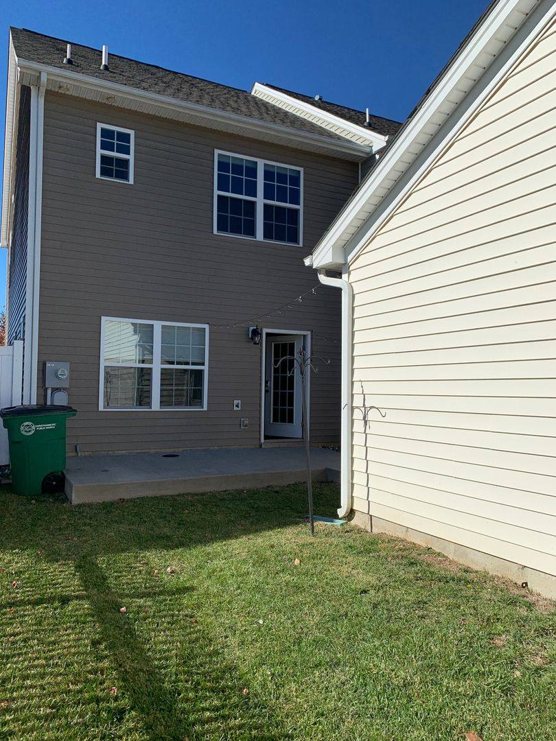 Townhouse for rent at 215 Phoenix Blvd, Christiansburg, VA 24073