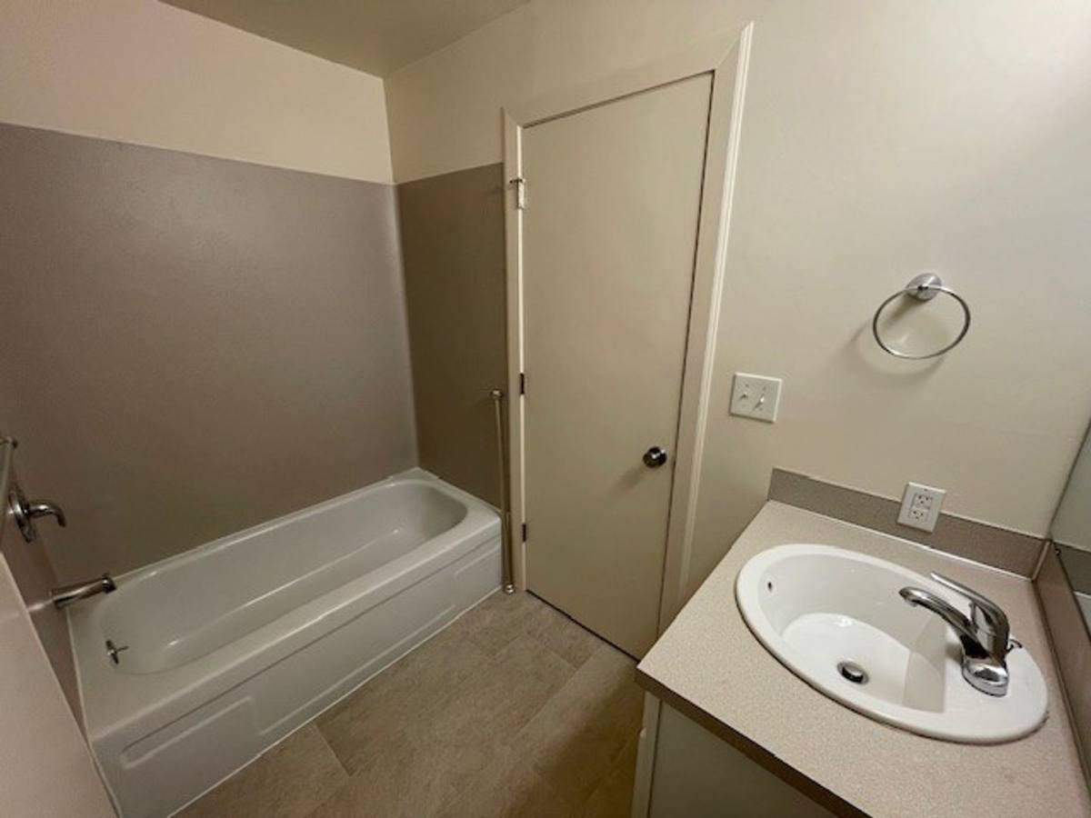 Apartment for rent at 11745 15th Ave NE, Seattle, WA 98125