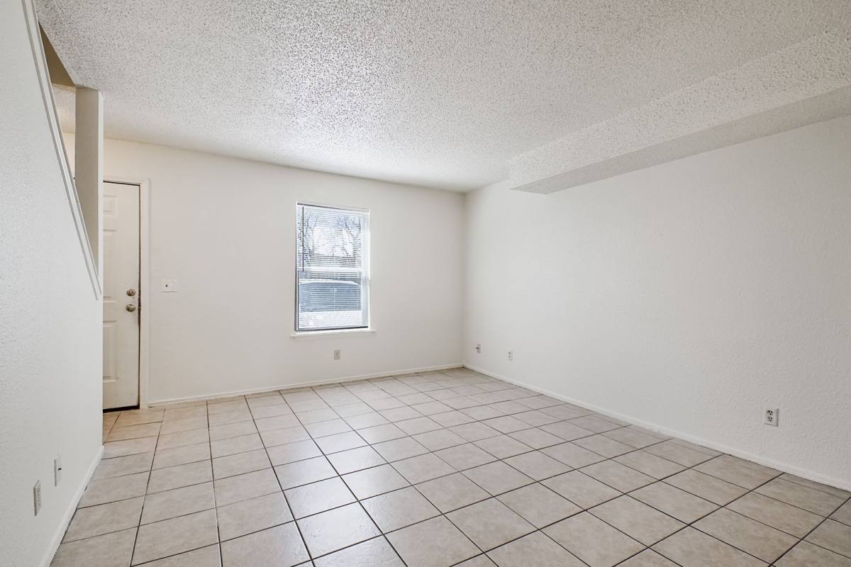 Apartment for rent at 653-1035 N Betty Jo Dr, Fayetteville, AR 72701