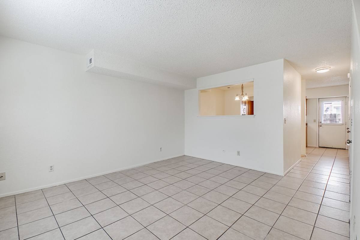 Apartment for rent at 653-1035 N Betty Jo Dr, Fayetteville, AR 72701