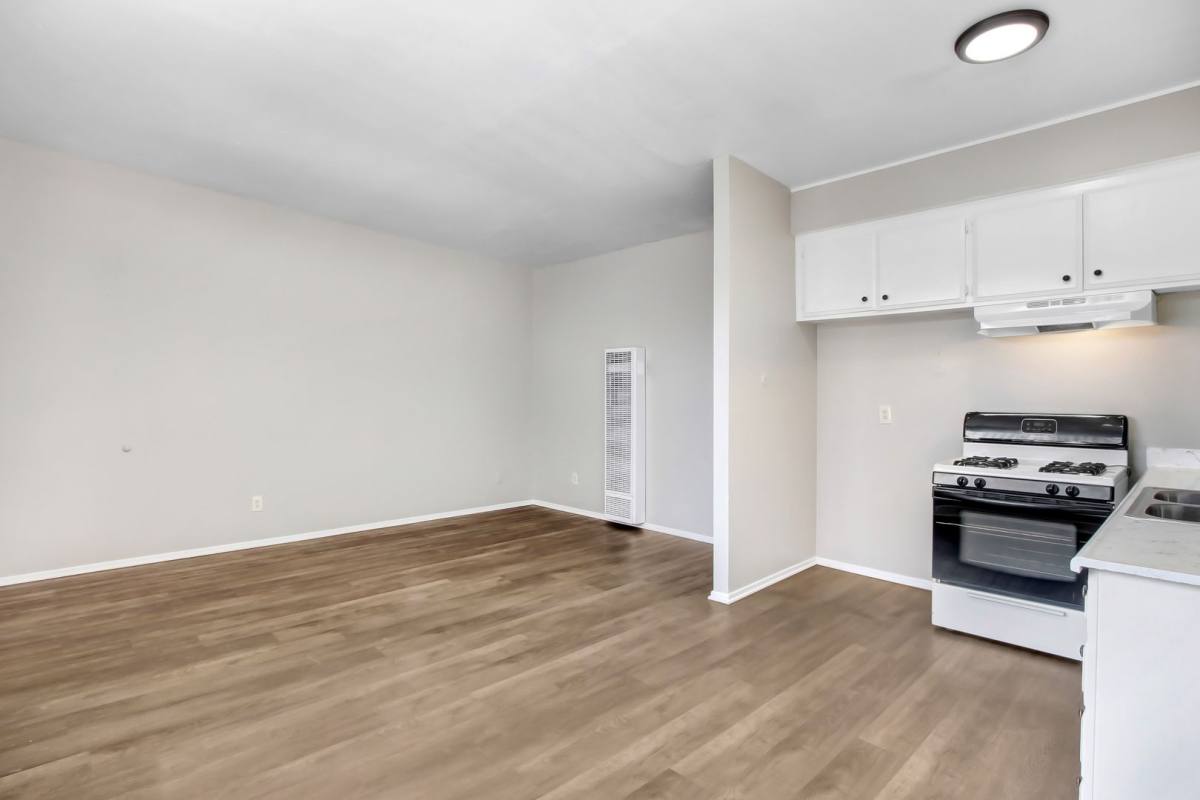 Apartment for rent at 1789 7th St, Riverside, CA 92507
