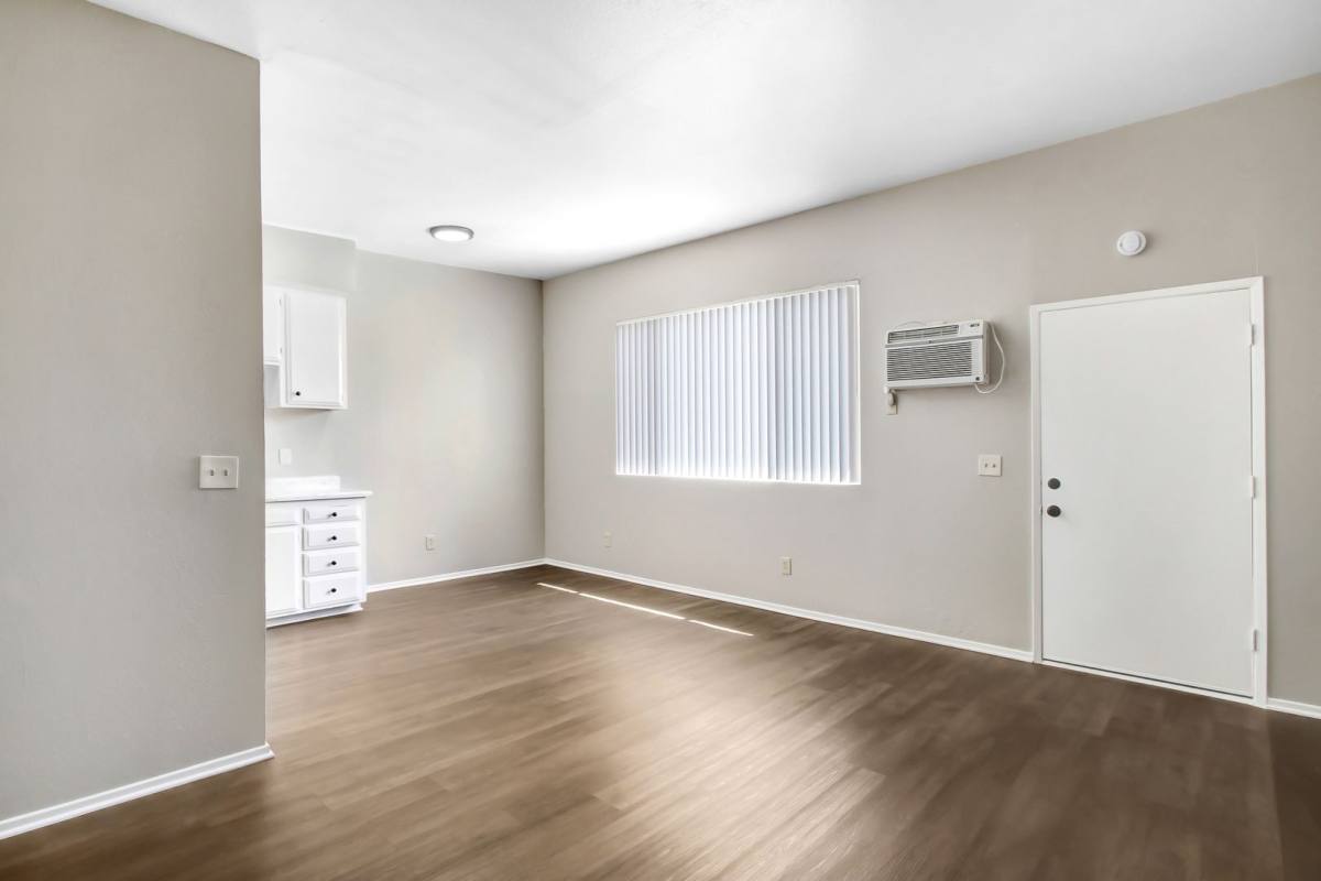Apartment for rent at 1789 7th St, Riverside, CA 92507