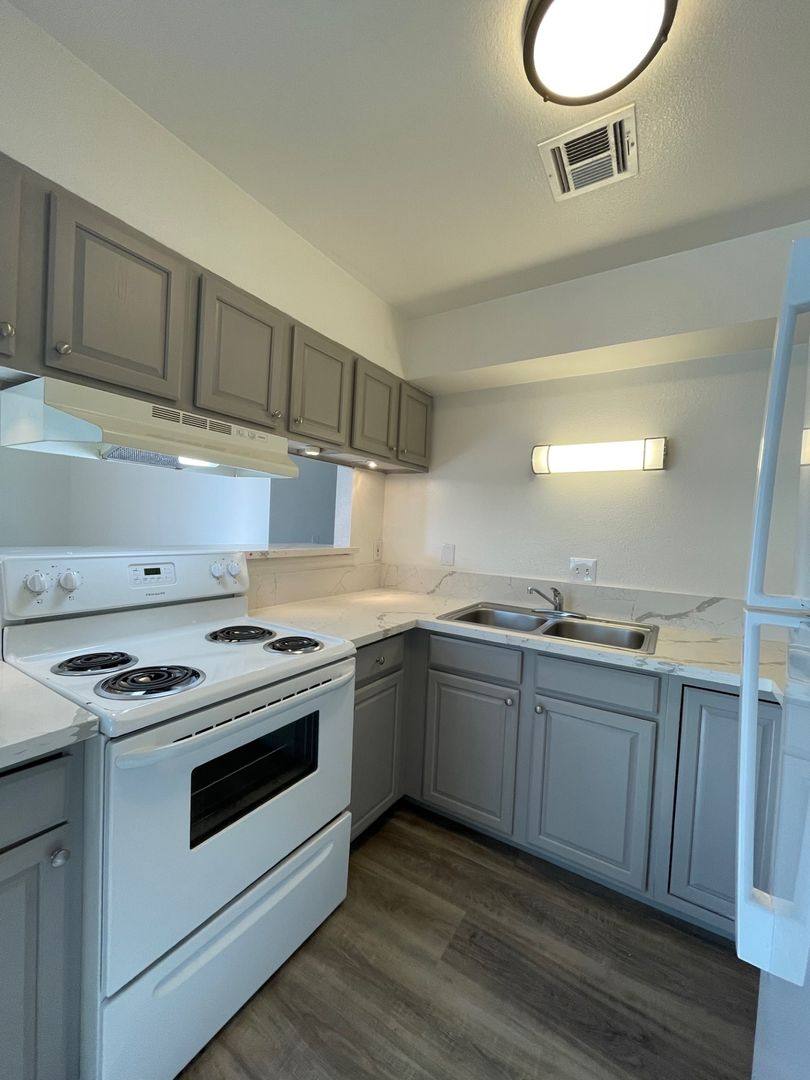 Apartment for rent at 1834 Jefferson St, North Las Vegas, NV 89030
