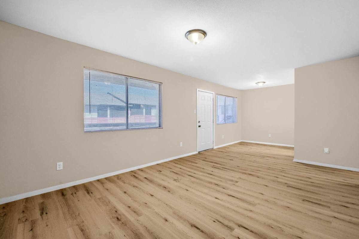 Apartment for rent at 2824 W Crawford St, Denison, TX 75020