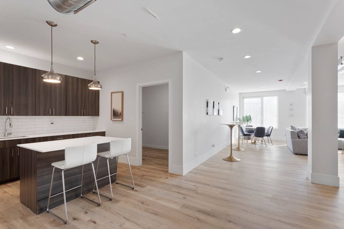 Apartment for rent at 1531 W Howard St, Chicago, IL 60626