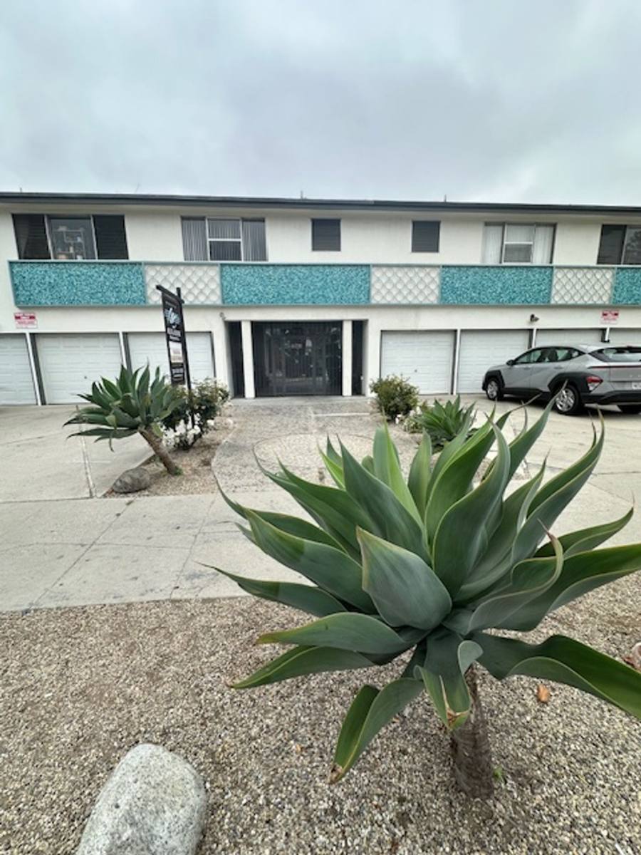Apartment for rent at 3747 Clarington Ave, Los Angeles, CA 90034