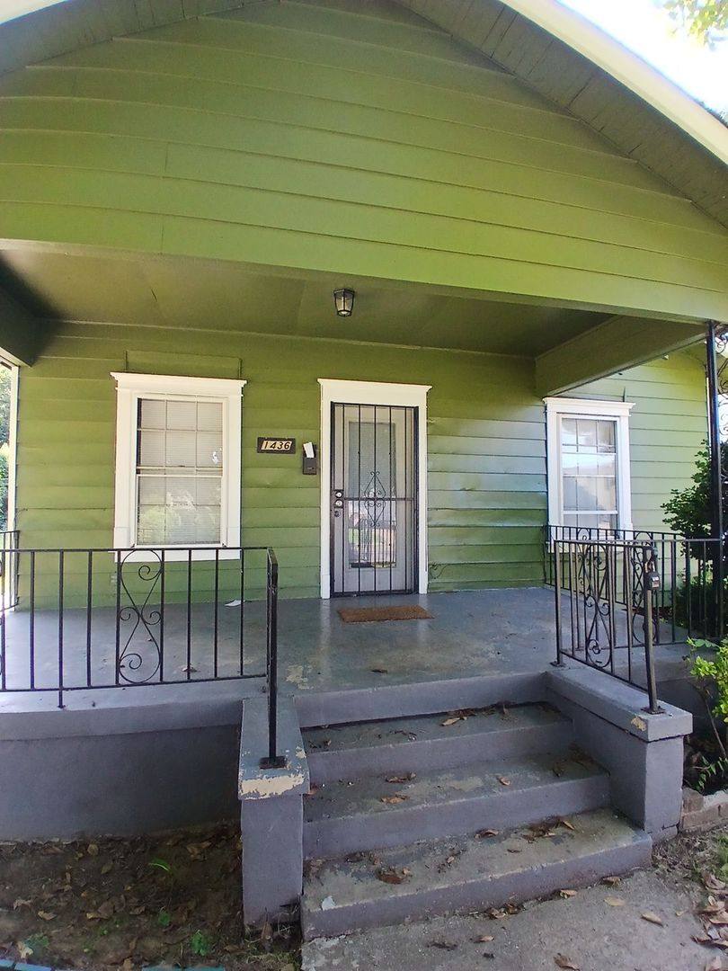 House for rent at 1436 Maplewood St, Memphis, TN 38108