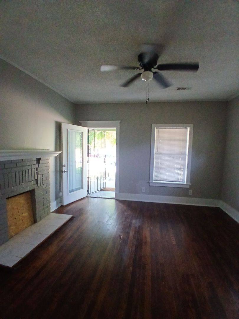 House for rent at 1436 Maplewood St, Memphis, TN 38108