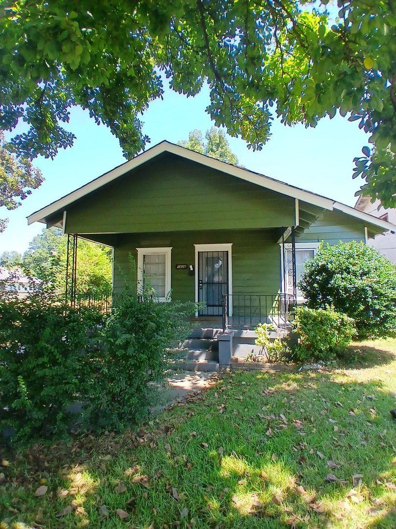 House for rent at 1436 Maplewood St, Memphis, TN 38108