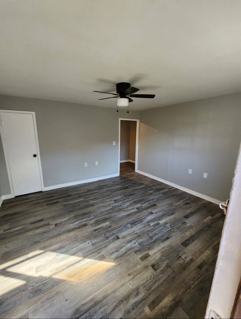 Apartment for rent at 1139 Main St, Rocky Top, TN 37769