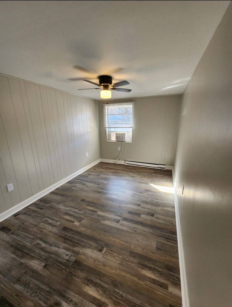 Apartment for rent at 1139 Main St, Rocky Top, TN 37769