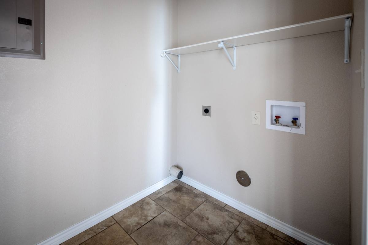 Apartment for rent at 1305 Kings Way, Del Rio, TX 78840