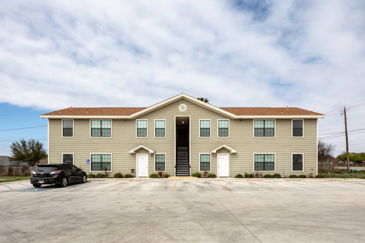 Apartment for rent at 1305 Kings Way, Del Rio, TX 78840