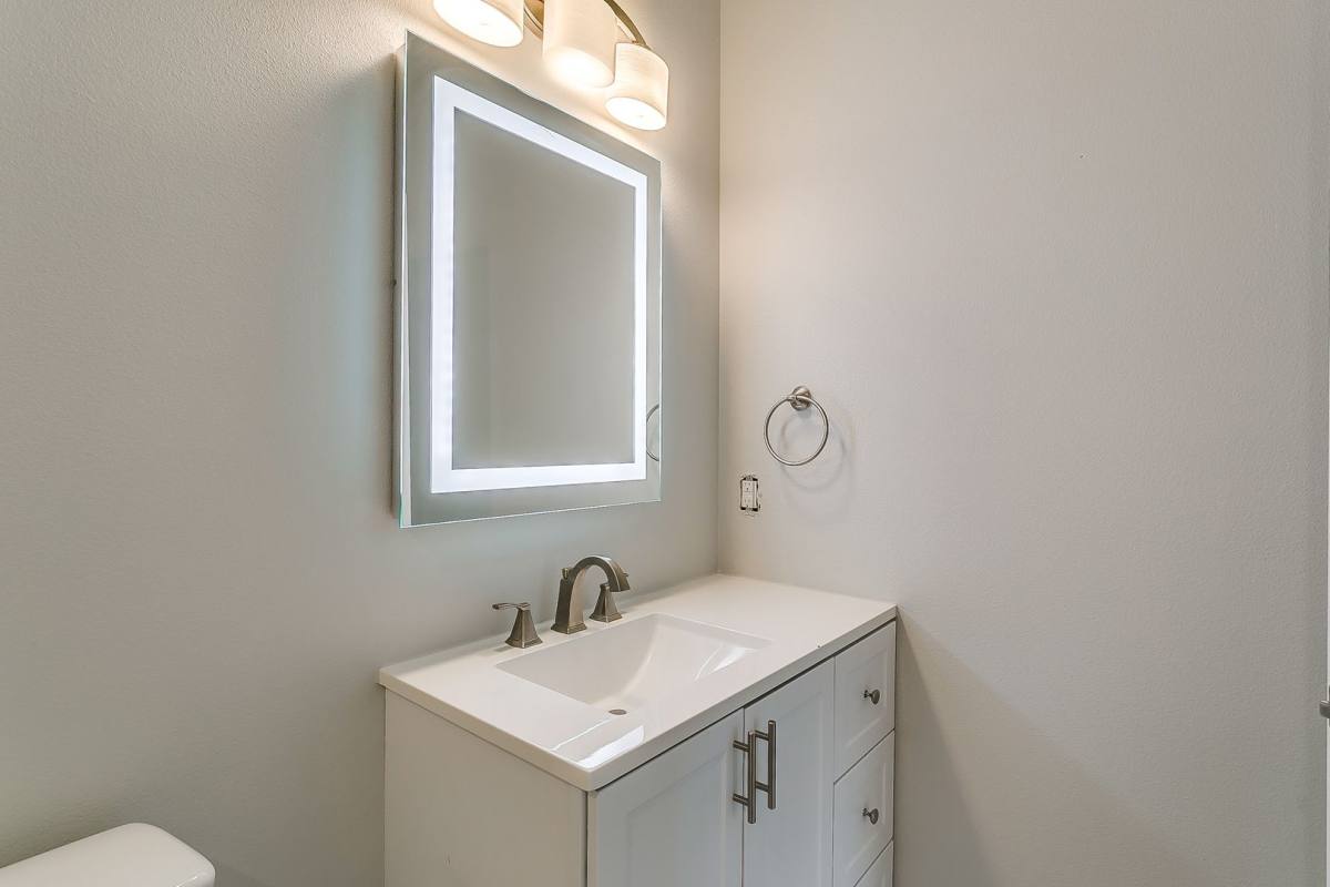 Apartment for rent at 3210 Forest Park Blvd, Fort Worth, TX 76110