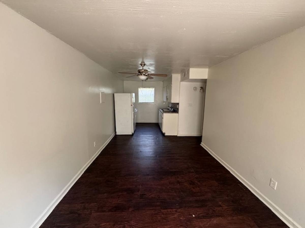 Apartment for rent at 2709 Ave E, Birmingham, AL 35218