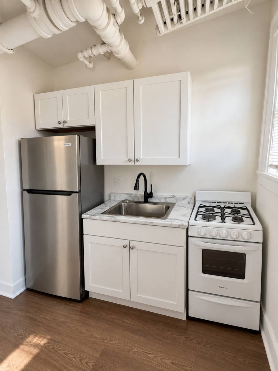 The Acacia, 3323 Ingersoll Ave, Des Moines, IA 50312 - Apartment for Rent - Image 9