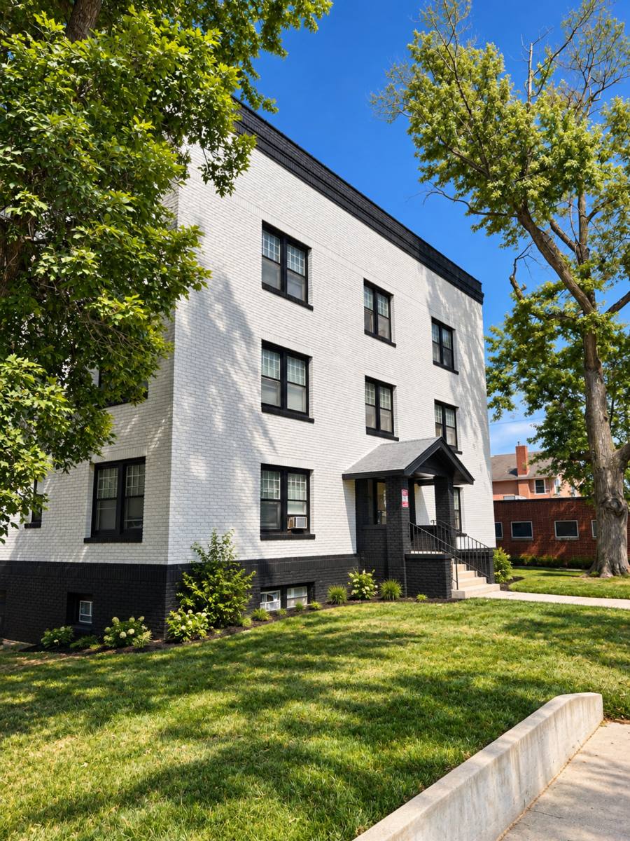 The Acacia, 3323 Ingersoll Ave, Des Moines, IA 50312 - Apartment for Rent