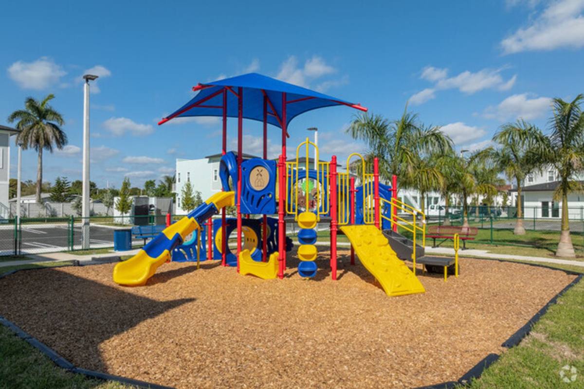 Apartment for rent at 175 SW 7th St, Homestead, FL 33034