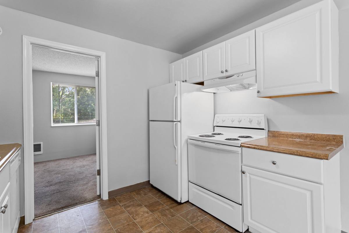 Apartment for rent at 8332 SW 21st Ave, Portland, OR 97219