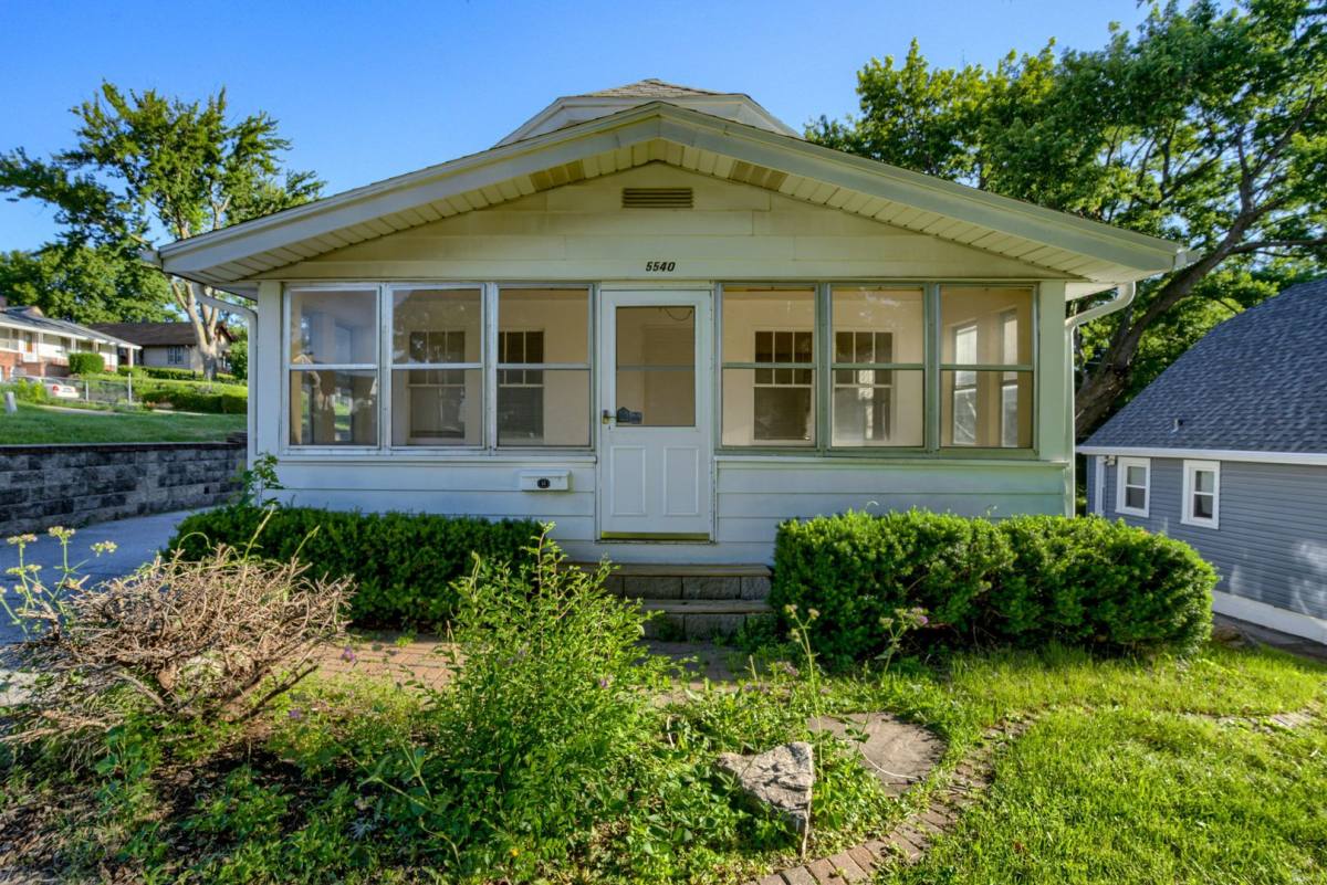 House for rent at 5540 Pine St, Omaha, NE 68106