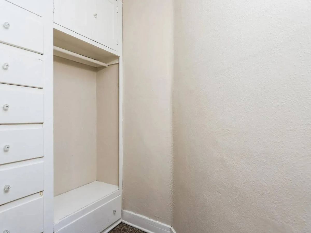 Apartment for rent at 708 NW 19th Ave, Portland, OR 97209